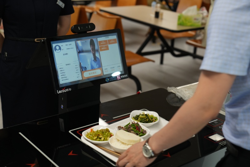 智慧食堂刷臉支付解決方案 人臉識別FaceID技術引領結算新體驗